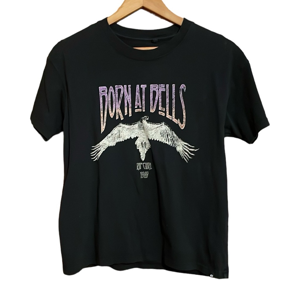 •RIP CURL•BLACK "BORN AT BELLS" BAND GRAPHIC LOGO TEE SIZE SMALL EUC
